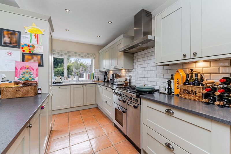 Kitchen- click for photo gallery